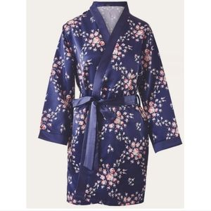 Allie Robe in Navy Floral